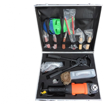 HOOF TRIMMING TOOL KIT