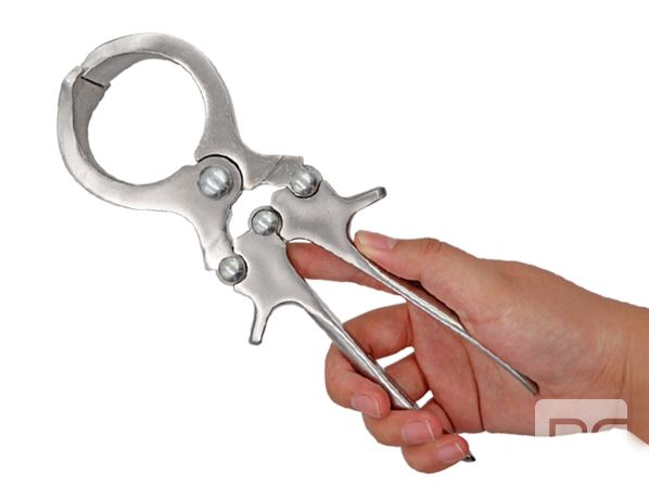 pig castration tool